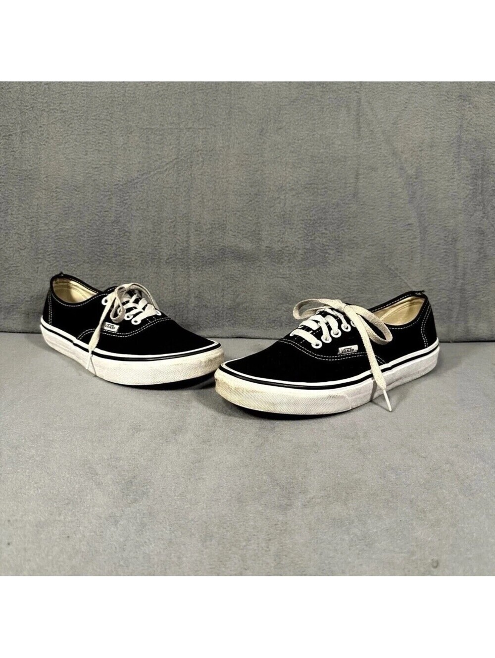 Vans Authentic 721565 Sneakers Unisex M7.5/W9 Black White Canvas Skate Shoes